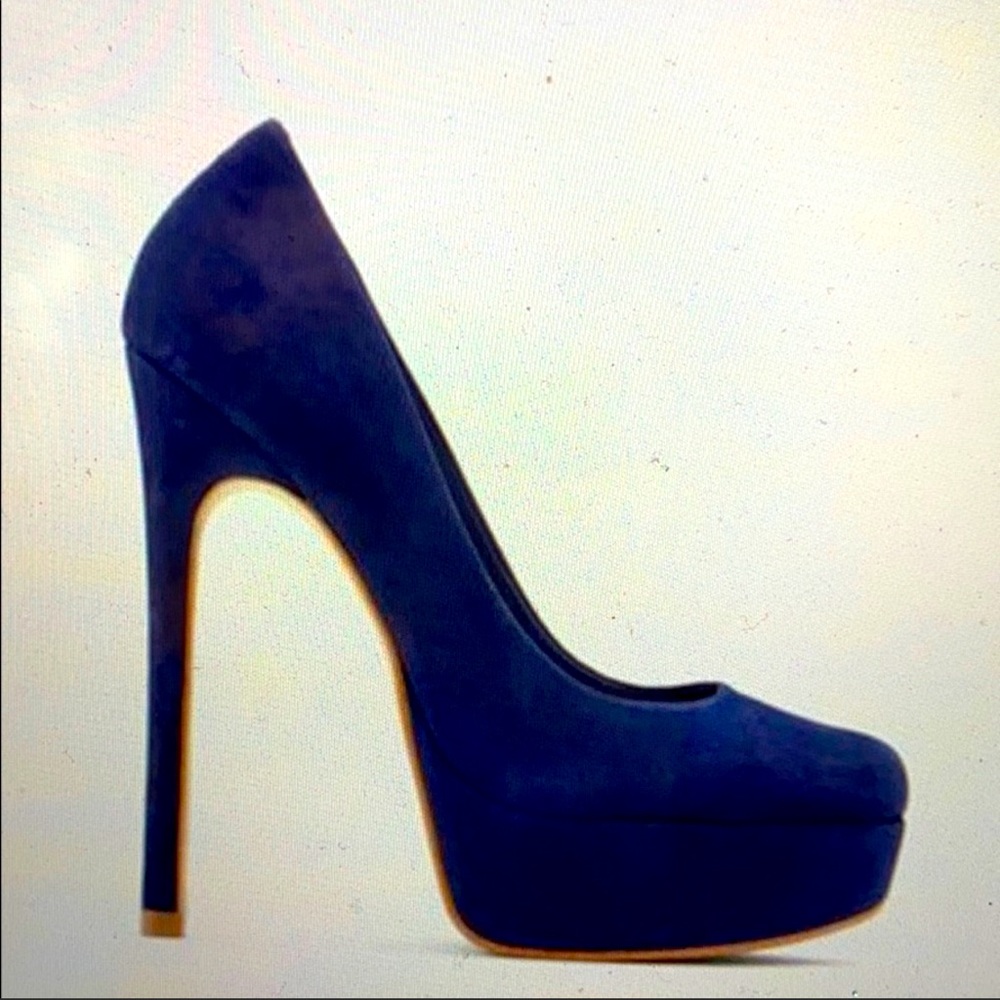 Never used Navy Blue Leather Pump from Aldo